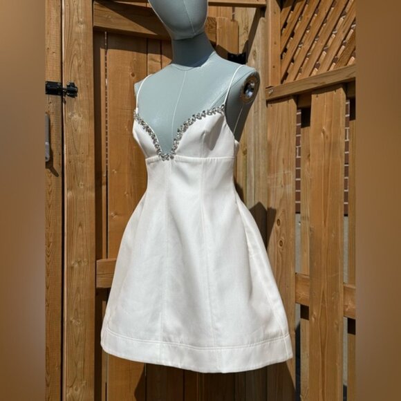 🆕 ACLER 🧿 NWT Oakwood Crystal Embellished Crepe Mini, Ivory - Sz AU 10 US 6 - Picture 3 of 16